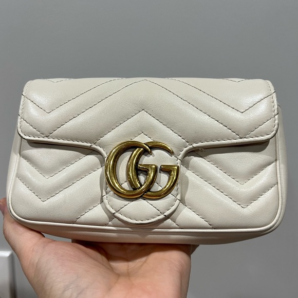 Gucci Marmont matelassé leather super mini bag - Picture 3 of 14